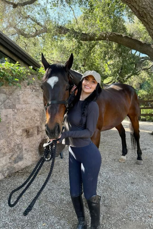 Giddy Up, Gorgeous! These 22 Chic Horse Riding Outfits Are Total Goals (And Must Need) Giddy Up, Gorgeous! These 22 Chic Horse Riding Outfits Are Total Goals (And Must Need)