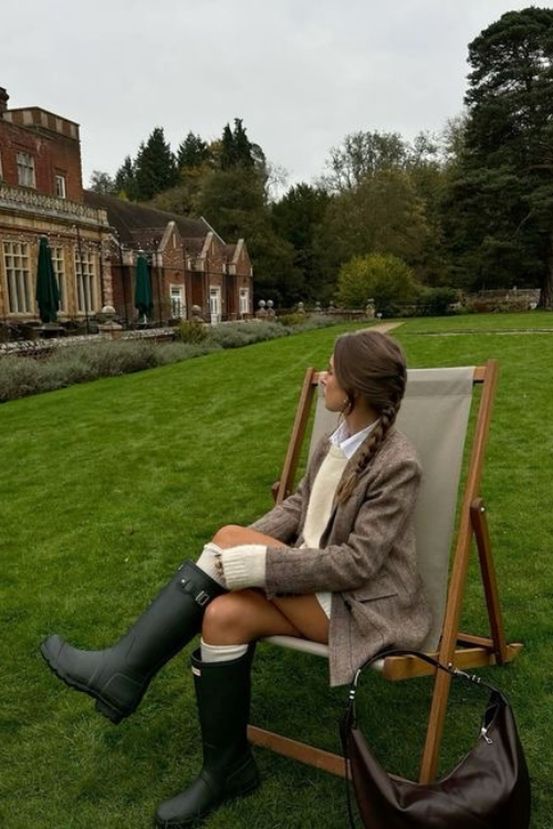 15 Hunter Boots Outfits That Prove Wet Weather Can Still Be a Serve