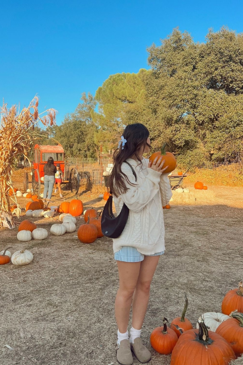 23 Cute Pumpkin Patch Outfits to like the Lead in a Netflix Autumn Rom-Com