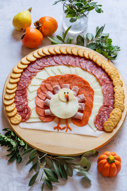 33 Easy Thanksgiving Appetizers That’ll Steal the Show (Sorry, Turkey)