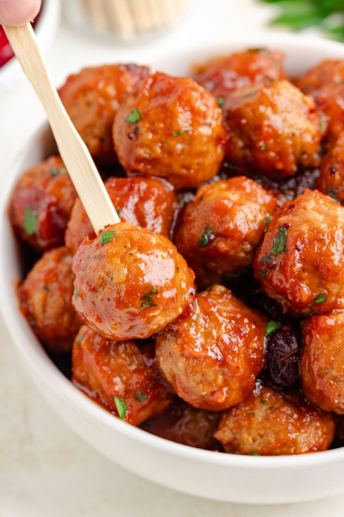 33 Easy Thanksgiving Appetizers That’ll Steal the Show (Sorry, Turkey)