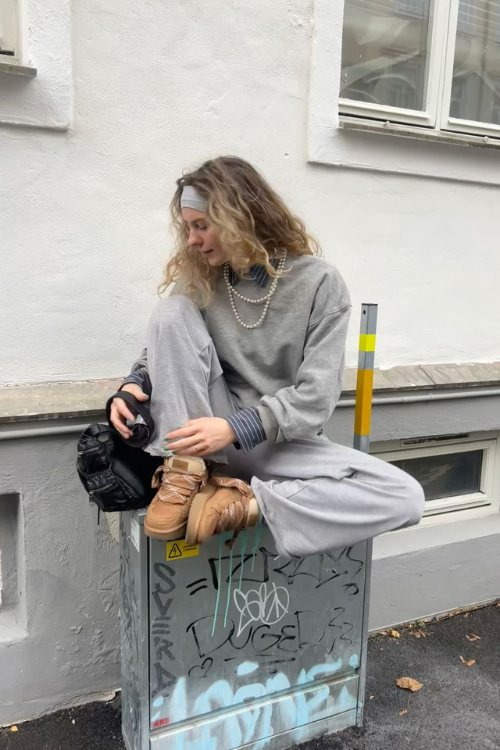 15 UGGs Lowmel Outfits So Cute, You’ll Wanna Wear Them on Repeat