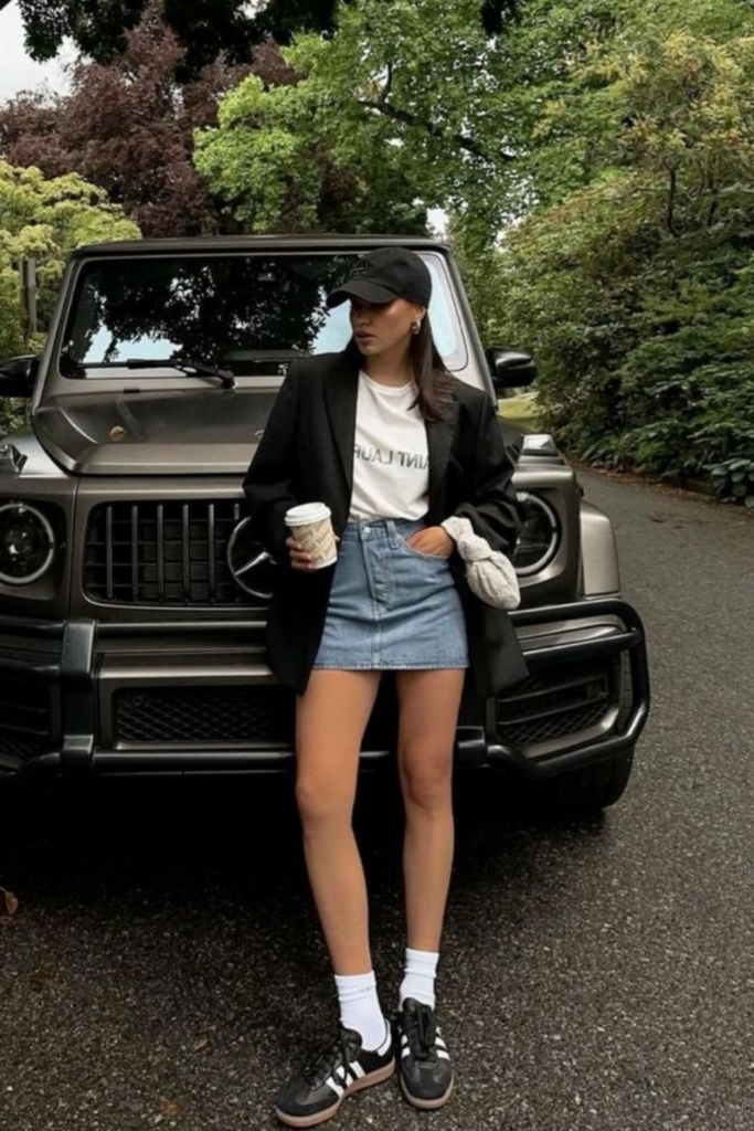 26 University Outfits to Look Hot AF (Even When You Pulled an All-Nighter)