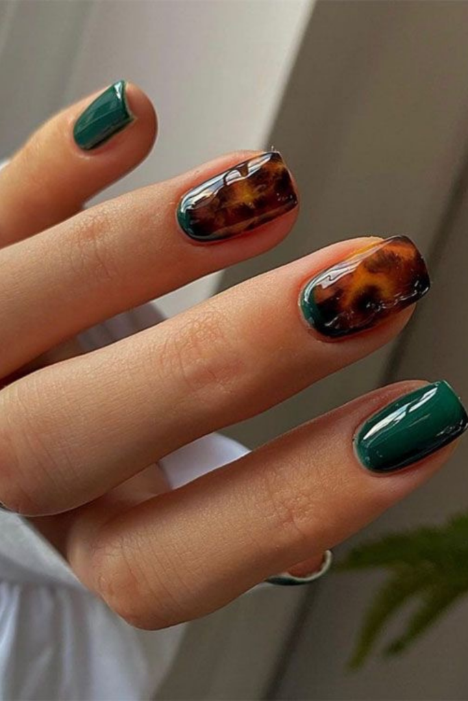 9 Fall Nail Trends 2025 That’ll Have You Screaming ‘Take My Money!’