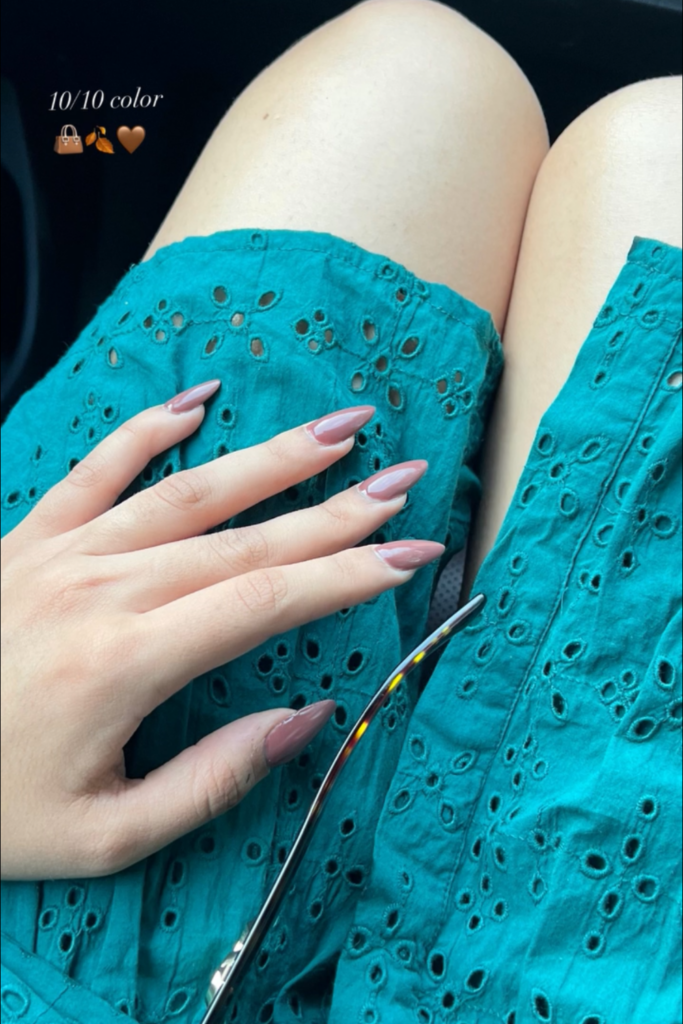 9 Fall Nail Trends 2025 That’ll Have You Screaming ‘Take My Money!’
