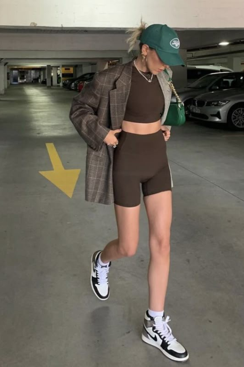 19 Biker Shorts Outfits Every Stylish Girl Is Copying Right Now 19 Biker Shorts Outfits Every Stylish Girl Is Copying Right Now