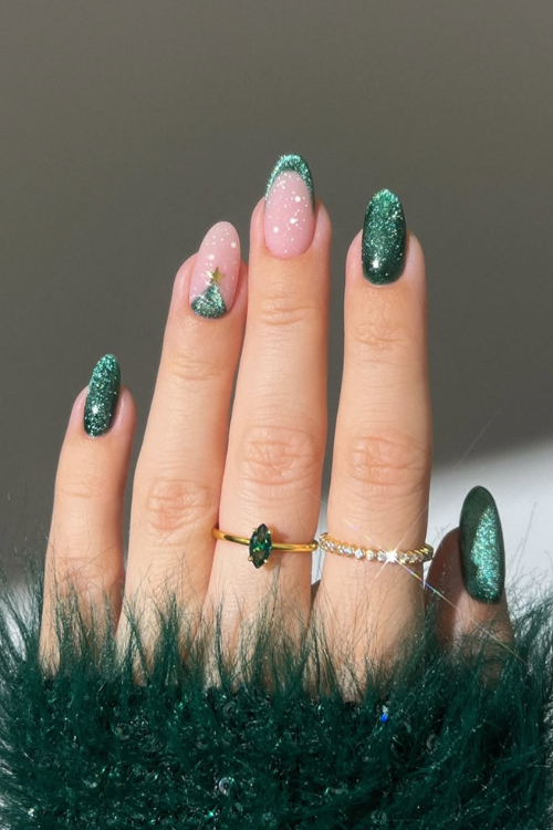 30 Holiday Nail Designs That Sparkle Harder Than the Tree 30 Holiday Nail Designs That Sparkle Harder Than the Tree