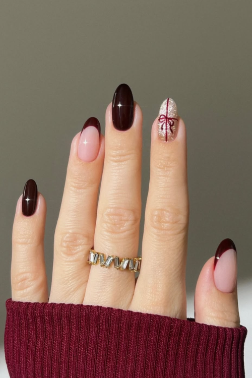 30 Holiday Nail Designs That Sparkle Harder Than the Tree 30 Holiday Nail Designs That Sparkle Harder Than the Tree