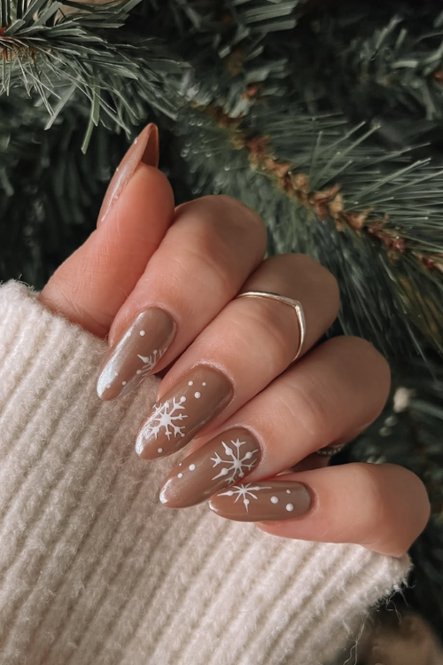 30 Holiday Nail Designs That Sparkle Harder Than the Tree 30 Holiday Nail Designs That Sparkle Harder Than the Tree
