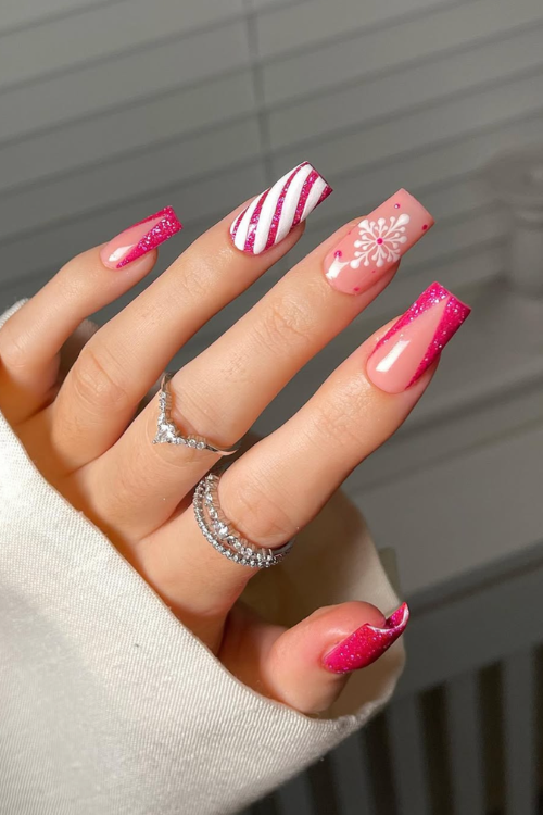 Santa Called—He Wants These 22 Pink Christmas Nails on the Nice List Santa Called—He Wants These 22 Pink Christmas Nails on the Nice List