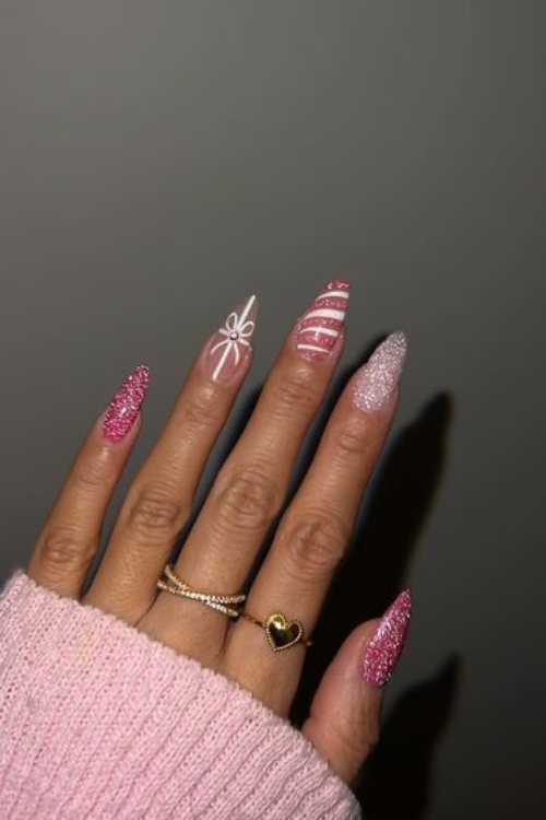 Santa Called—He Wants These 22 Pink Christmas Nails on the Nice List Santa Called—He Wants These 22 Pink Christmas Nails on the Nice List