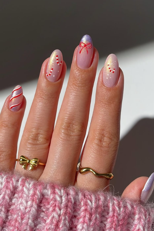 21 Simple Christmas Nails for Girls Who Like Pretty Without the Drama 21 Simple Christmas Nails for Girls Who Like Pretty Without the Drama