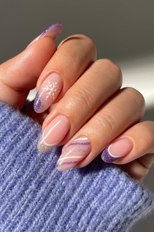 21 Simple Christmas Nails for Girls Who Like Pretty Without the Drama 21 Simple Christmas Nails for Girls Who Like Pretty Without the Drama