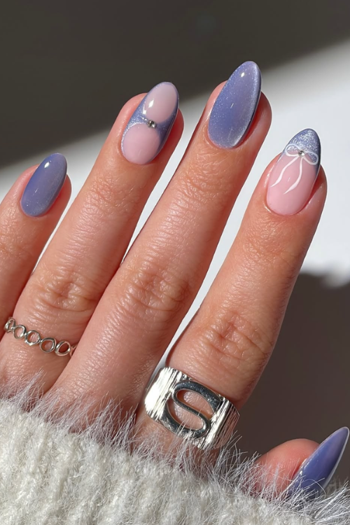 21 Simple Christmas Nails for Girls Who Like Pretty Without the Drama 21 Simple Christmas Nails for Girls Who Like Pretty Without the Drama
