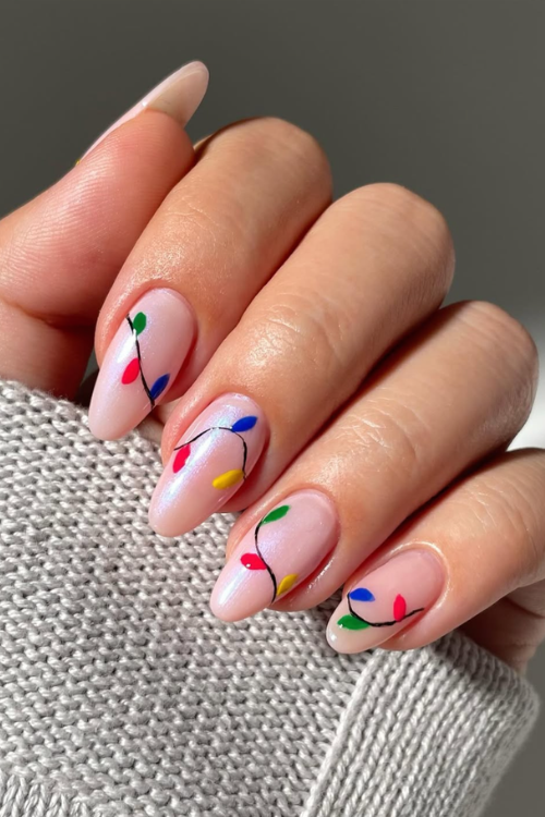 21 Simple Christmas Nails for Girls Who Like Pretty Without the Drama 21 Simple Christmas Nails for Girls Who Like Pretty Without the Drama