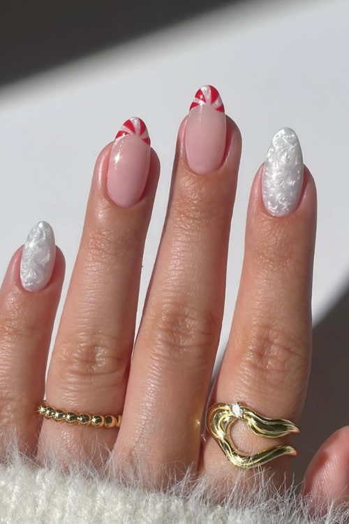 21 Simple Christmas Nails for Girls Who Like Pretty Without the Drama 21 Simple Christmas Nails for Girls Who Like Pretty Without the Drama