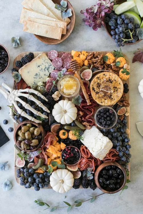 Witch, Please—These 19 Halloween Charcuterie Boards Are Chef’s Kiss Witch, Please—These 19 Halloween Charcuterie Boards Are Chef’s Kiss