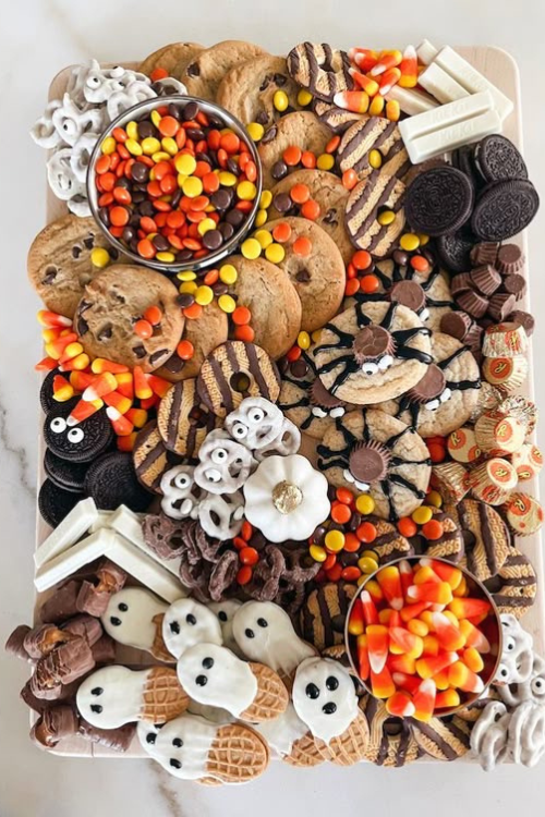 Witch, Please—These 19 Halloween Charcuterie Boards Are Chef’s Kiss Witch, Please—These 19 Halloween Charcuterie Boards Are Chef’s Kiss