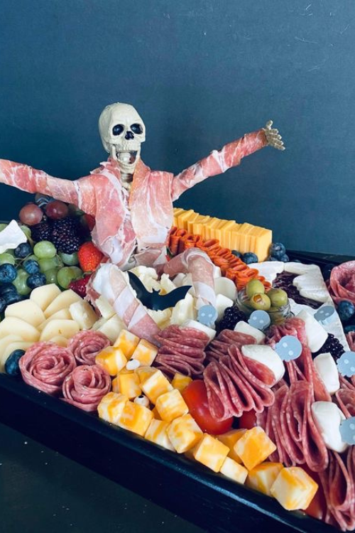 Witch, Please—These 19 Halloween Charcuterie Boards Are Chef’s Kiss Witch, Please—These 19 Halloween Charcuterie Boards Are Chef’s Kiss