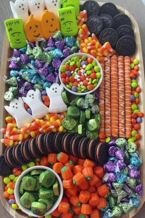 Witch, Please—These 19 Halloween Charcuterie Boards Are Chef’s Kiss Witch, Please—These 19 Halloween Charcuterie Boards Are Chef’s Kiss