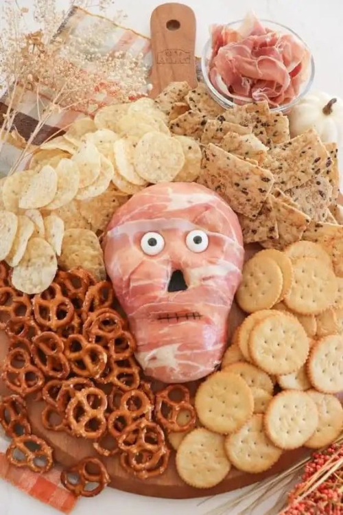 Witch, Please—These 19 Halloween Charcuterie Boards Are Chef’s Kiss Witch, Please—These 19 Halloween Charcuterie Boards Are Chef’s Kiss