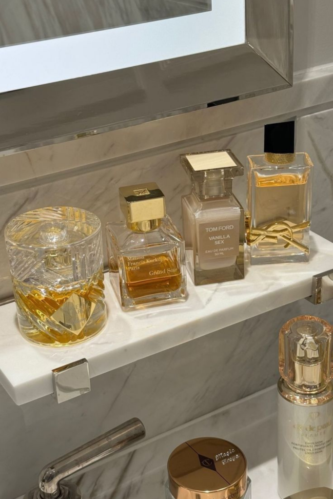 15 Perfume Hacks That Make You Smell Like Old Money (Even If You’re on a Zara Budget) 15 Perfume Hacks That Make You Smell Like Old Money (Even If You’re on a Zara Budget)