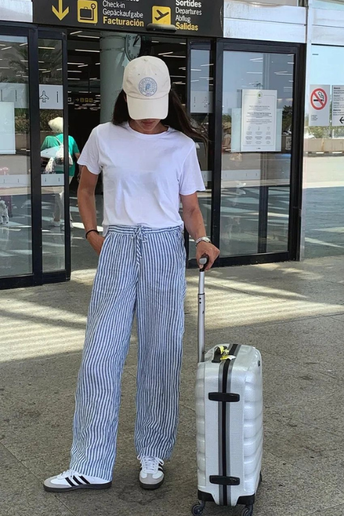 32 Comfy Airport Outfits That Are As Cute As They Are Cozy 32 Comfy Airport Outfits That Are As Cute As They Are Cozy