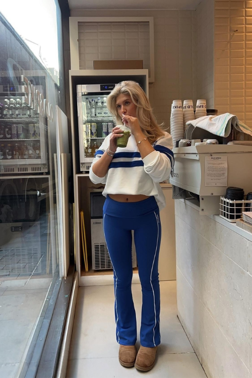 15 Chic Blue Leggings Outfits That Prove Color Is the New Neutral 15 Chic Blue Leggings Outfits That Prove Color Is the New Neutral