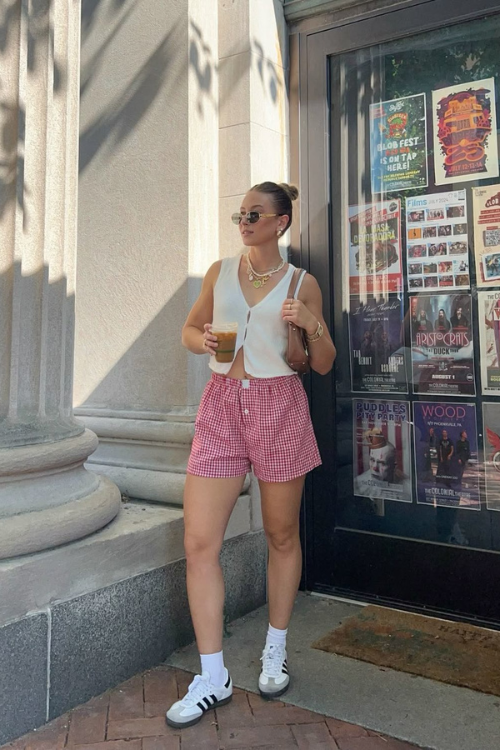 31 Cute Boxer Shorts Outfits Every Cool Girl Is Pinning Right Now 31 Cute Boxer Shorts Outfits Every Cool Girl Is Pinning Right Now
