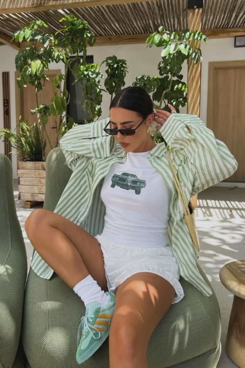 31 Cute Boxer Shorts Outfits Every Cool Girl Is Pinning Right Now 31 Cute Boxer Shorts Outfits Every Cool Girl Is Pinning Right Now