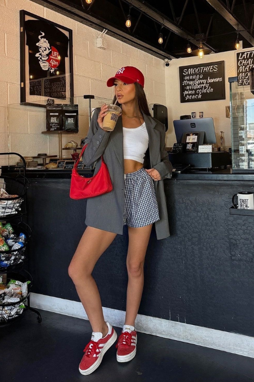 31 Cute Boxer Shorts Outfits Every Cool Girl Is Pinning Right Now 31 Cute Boxer Shorts Outfits Every Cool Girl Is Pinning Right Now