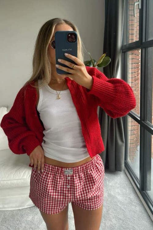 31 Cute Boxer Shorts Outfits Every Cool Girl Is Pinning Right Now 31 Cute Boxer Shorts Outfits Every Cool Girl Is Pinning Right Now