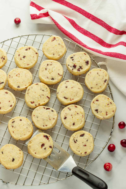 22 Christmas Cookies That Make Your Kitchen Smell Like Magic