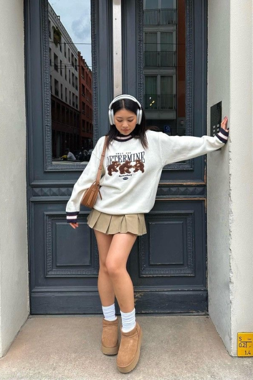 15 Hoodie and Skirt Outfits So Cute You’ll Want to Live in Them 15 Hoodie and Skirt Outfits So Cute You’ll Want to Live in Them