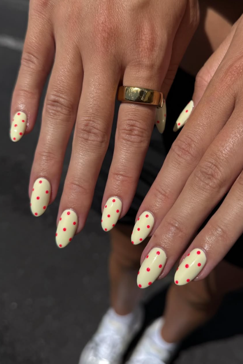 33 Polka Dot Nails That Make You Forget About French Tips 33 Polka Dot Nails That Make You Forget About French Tips