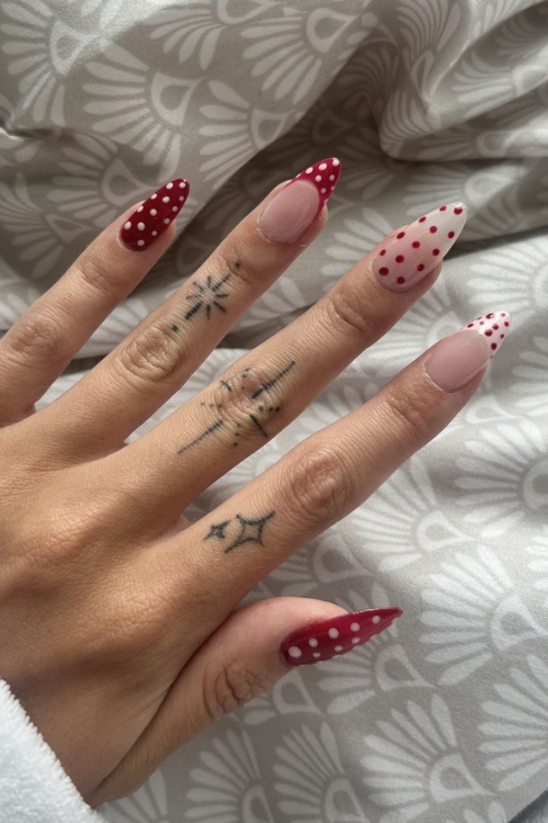 33 Polka Dot Nails That Make You Forget About French Tips 33 Polka Dot Nails That Make You Forget About French Tips