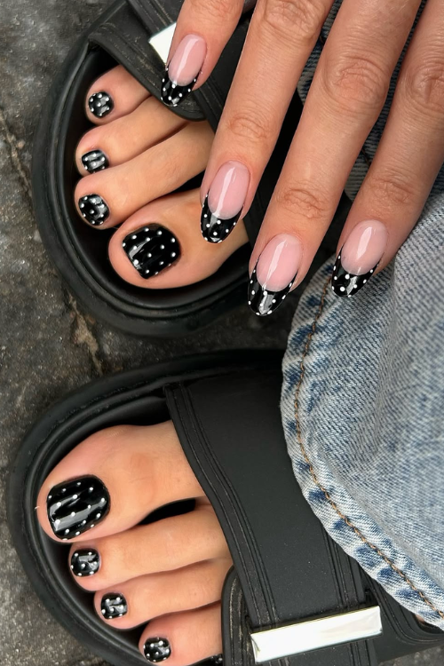 33 Polka Dot Nails That Make You Forget About French Tips 33 Polka Dot Nails That Make You Forget About French Tips