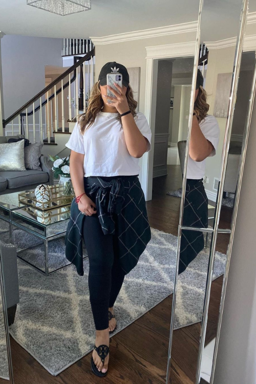 13 Soccer Mom Outfits That Make You the Hottest on the Sidelines 13 Soccer Mom Outfits That Make You the Hottest on the Sidelines