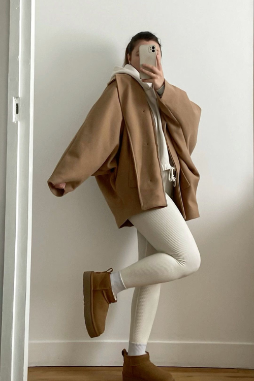 19 White Leggings Outfits That Make Casual Look Effortlessly Expensive 19 White Leggings Outfits That Make Casual Look Effortlessly Expensive