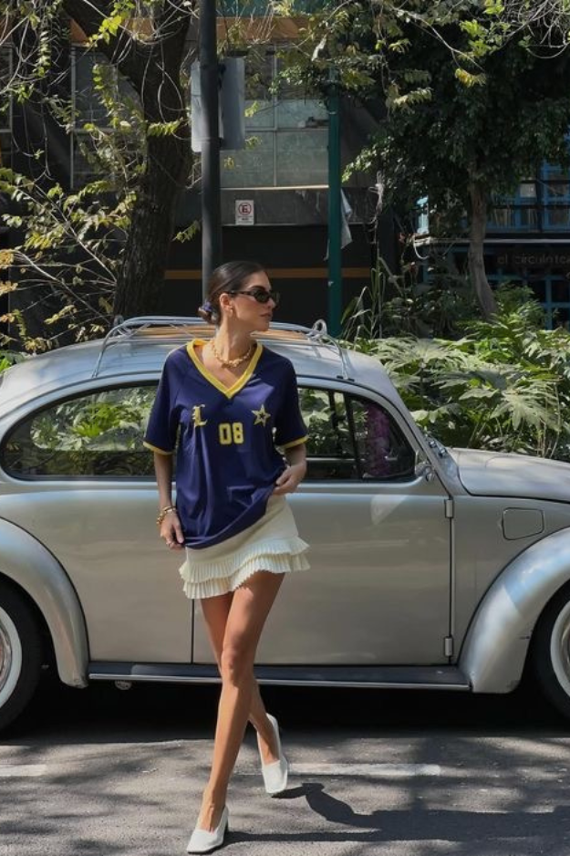 24 Soccer Mom Outfits That Make You the Hottest on the Sidelines 24 Soccer Mom Outfits That Make You the Hottest on the Sidelines