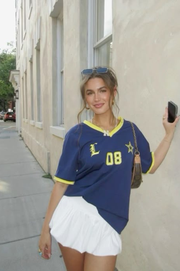 24 Soccer Mom Outfits That Make You the Hottest on the Sidelines 24 Soccer Mom Outfits That Make You the Hottest on the Sidelines