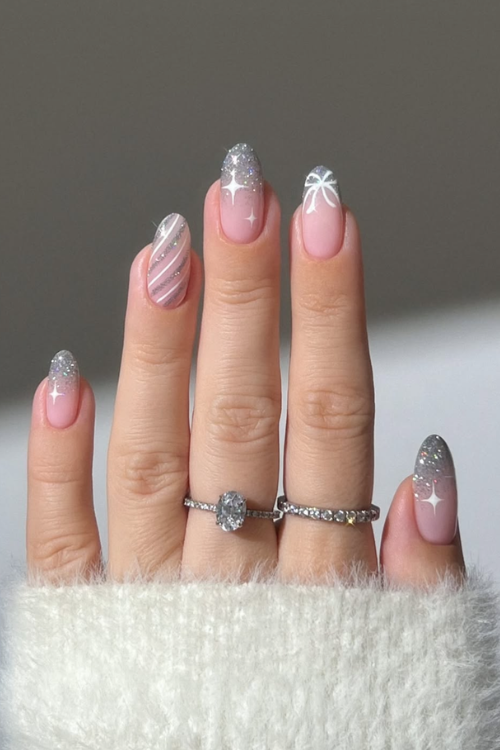 43 White Christmas Nails That Are So Gorgeous, You'd Want Them All!