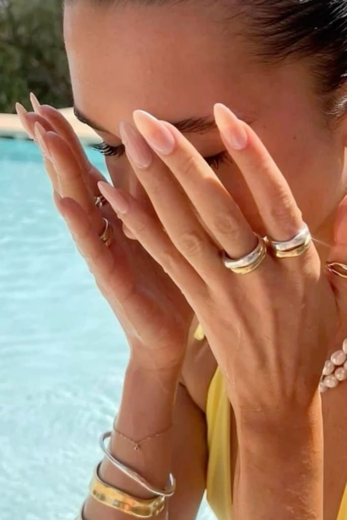 12 Best Winter Nail Colors That Make Your Hands Look Instantly Expensive 12 Best Winter Nail Colors That Make Your Hands Look Instantly Expensive