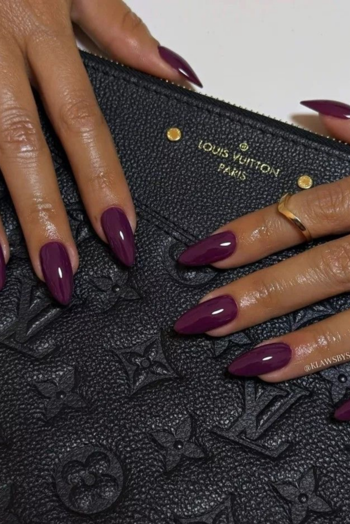 12 Best Winter Nail Colors That Make Your Hands Look Instantly Expensive 12 Best Winter Nail Colors That Make Your Hands Look Instantly Expensive