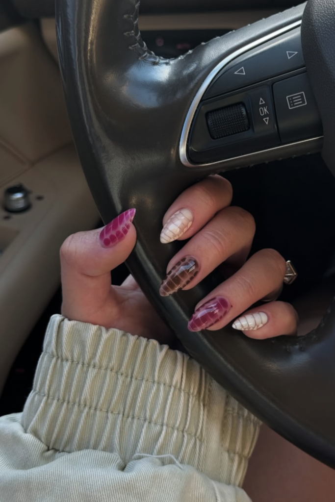 30 Chic Fall Nails So Gorgeous You’ll Screenshot Every Single One 30 Chic Fall Nails So Gorgeous You’ll Screenshot Every Single One