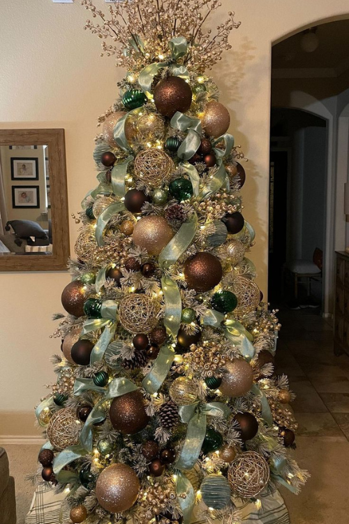 The 15 Chic Champagne Christmas Tree Ideas Pinterest Can’t Stop Saving The 15 Chic Champagne Christmas Tree Ideas Pinterest Can’t Stop Saving
