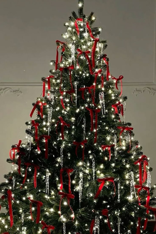 The 12 Red Christmas Trees Everyone’s Obsessed With This Season The 12 Red Christmas Trees Everyone’s Obsessed With This Season