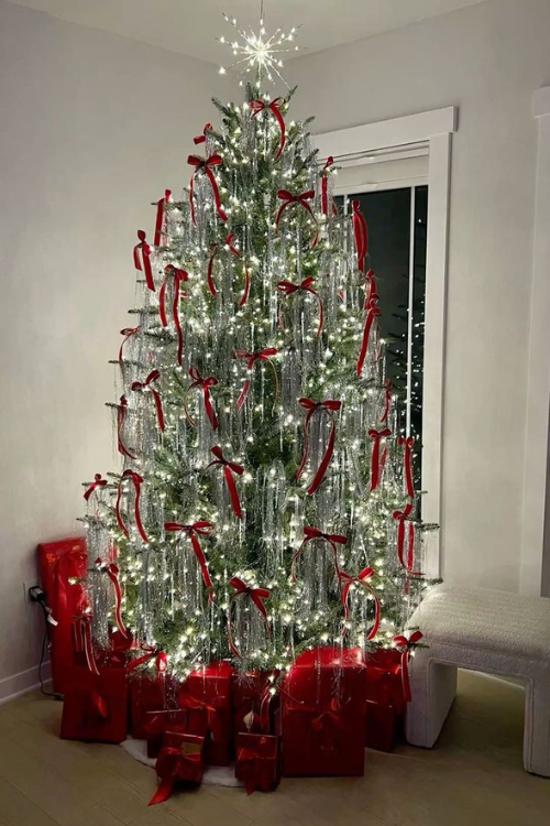 The 12 Red Christmas Trees Everyone’s Obsessed With This Season The 12 Red Christmas Trees Everyone’s Obsessed With This Season