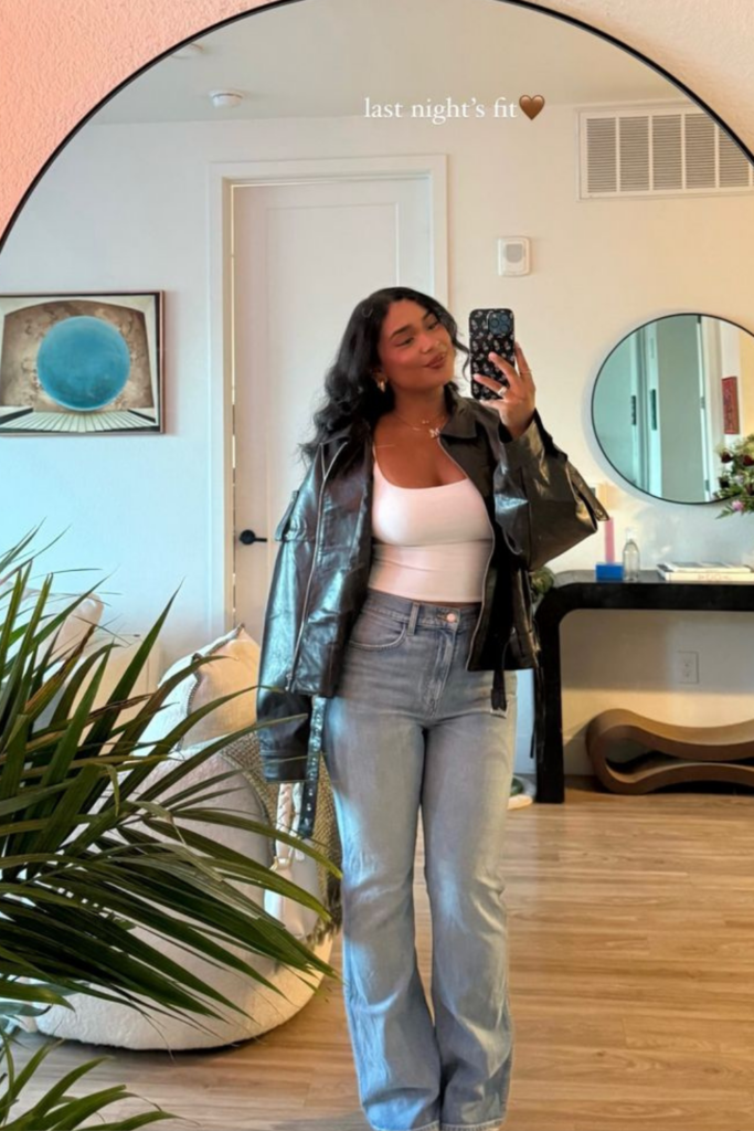 Best & Worst Clothes for Big Busts That Make Getting Dressed Way Easier Best & Worst Clothes for Big Busts That Make Getting Dressed Way Easier