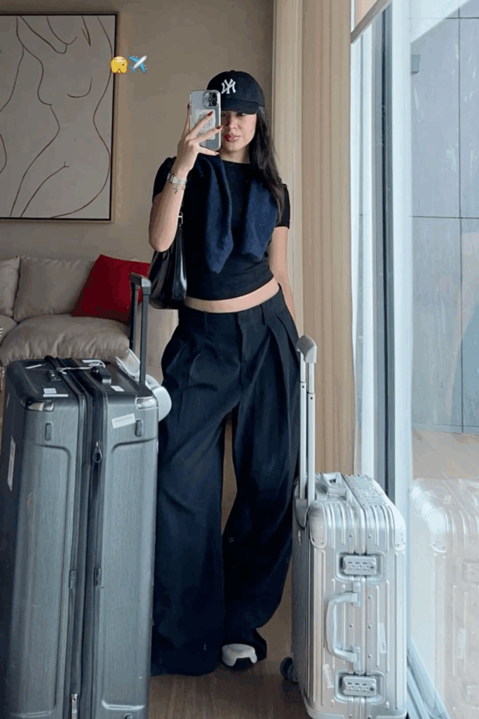 How to Look Effortlessly Expensive at the Airport (Without Designer Everything) How to Look Effortlessly Expensive at the Airport (Without Designer Everything)